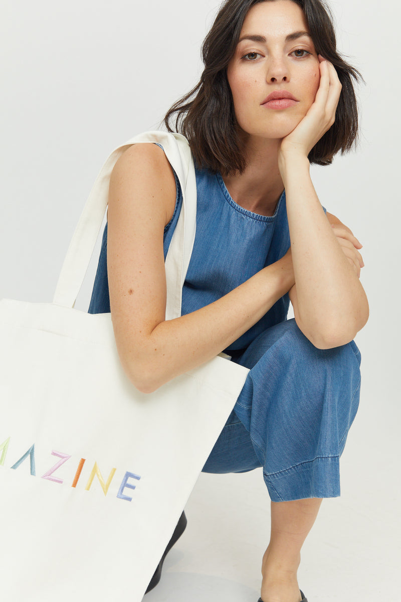 Maren ist 1,72 und trägt Größe S