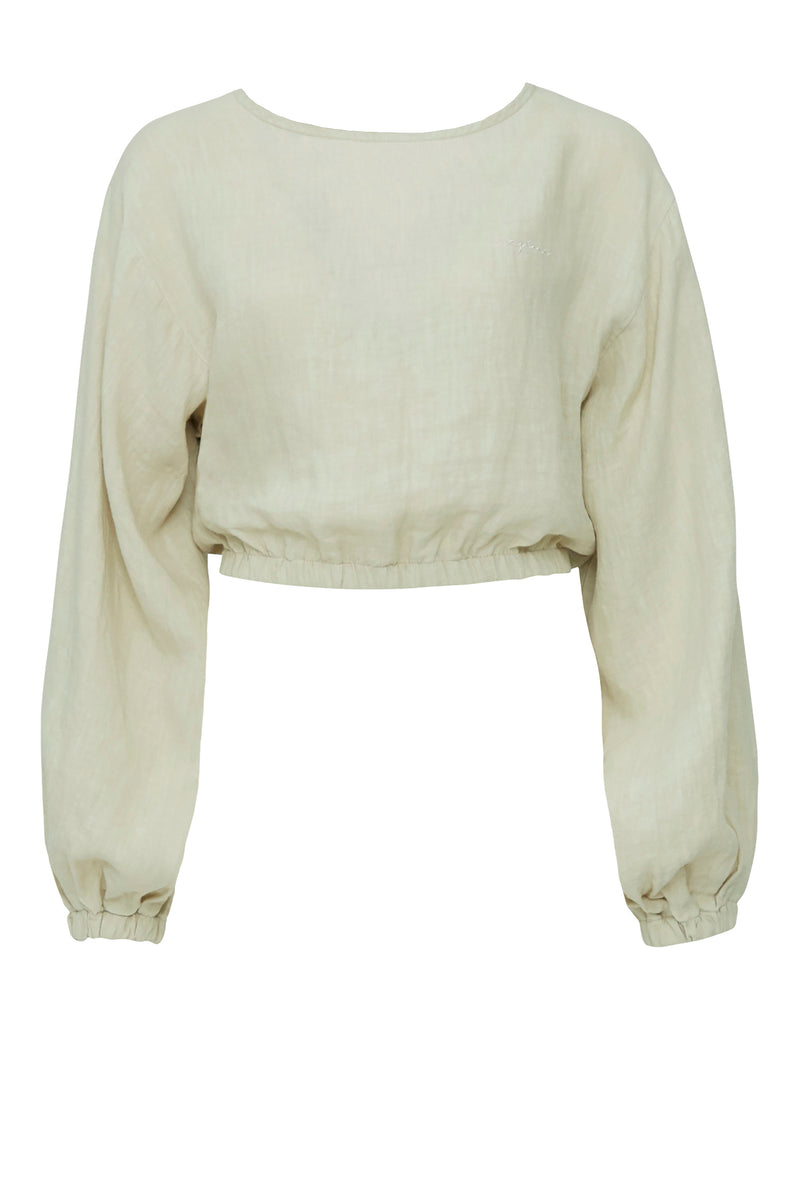 Anthea ist 1,79 und trägt die Größe S