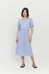 Maren ist 1,72 und trägt Größe S