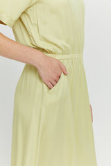 Violina ist 1,75 und trägt Größe S