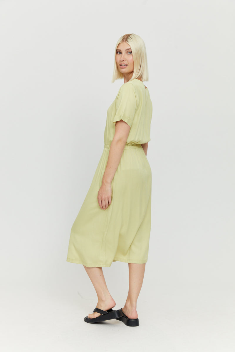 Violina ist 1,75 und trägt Größe S