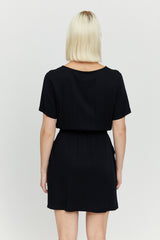 Violina ist 1,75 und trägt Größe S