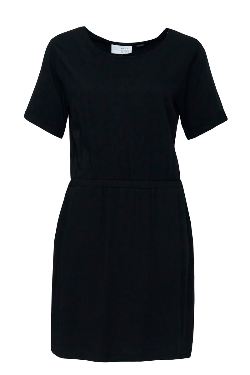 Violina ist 1,75 und trägt Größe S