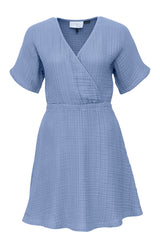 Jasmin ist 1,76 und trägt Größe S