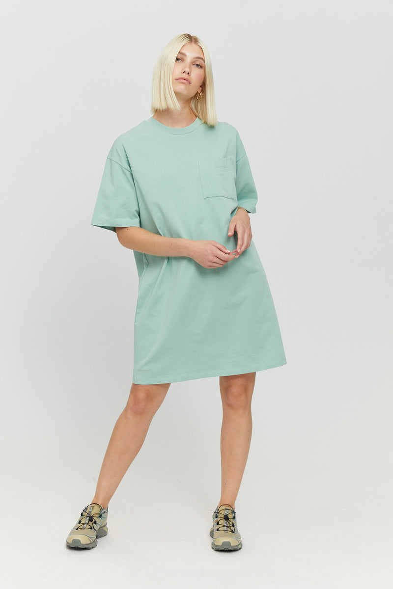 Violina ist 1,75 und trägt Größe S