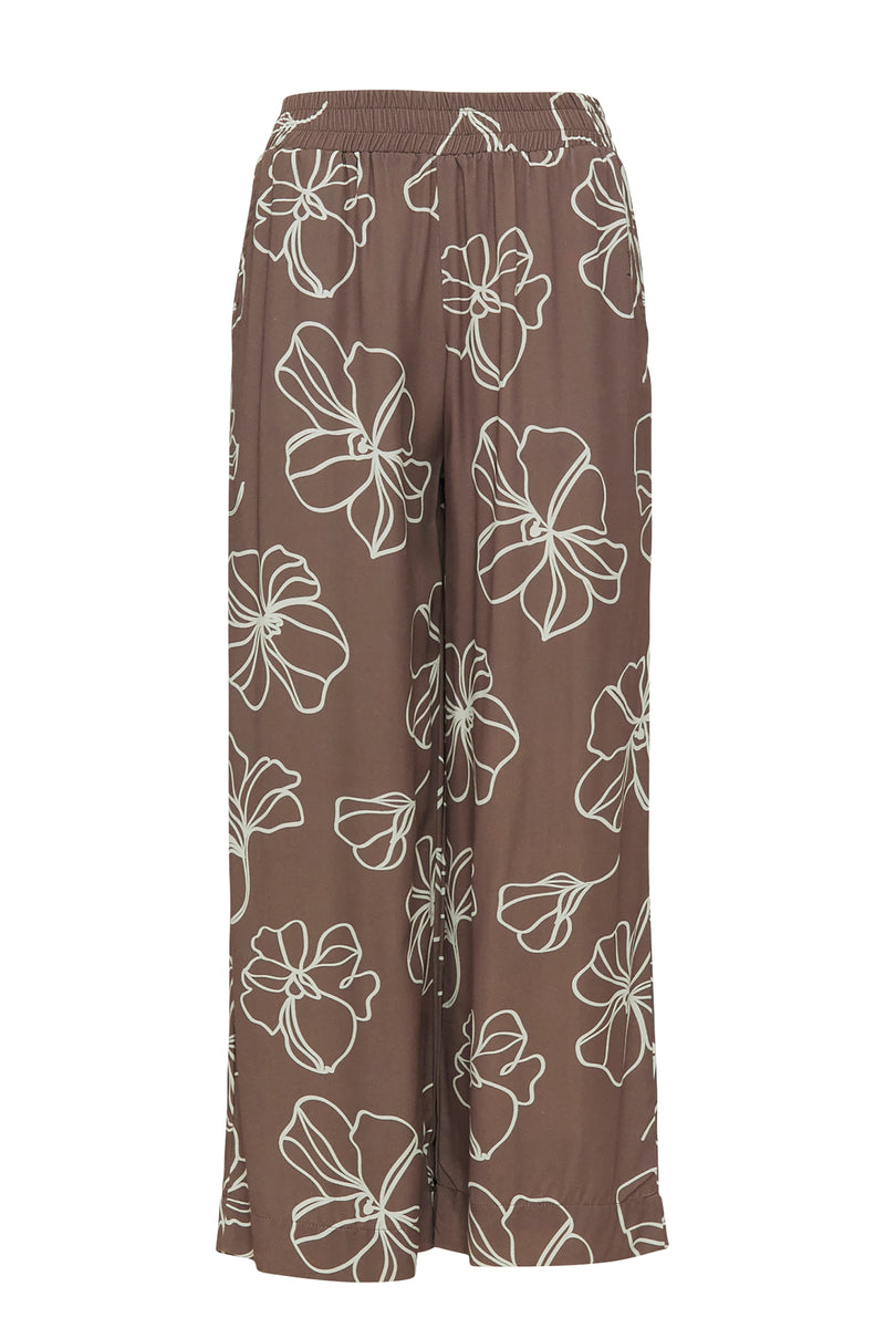 Violina ist 1,75 und trägt Größe S