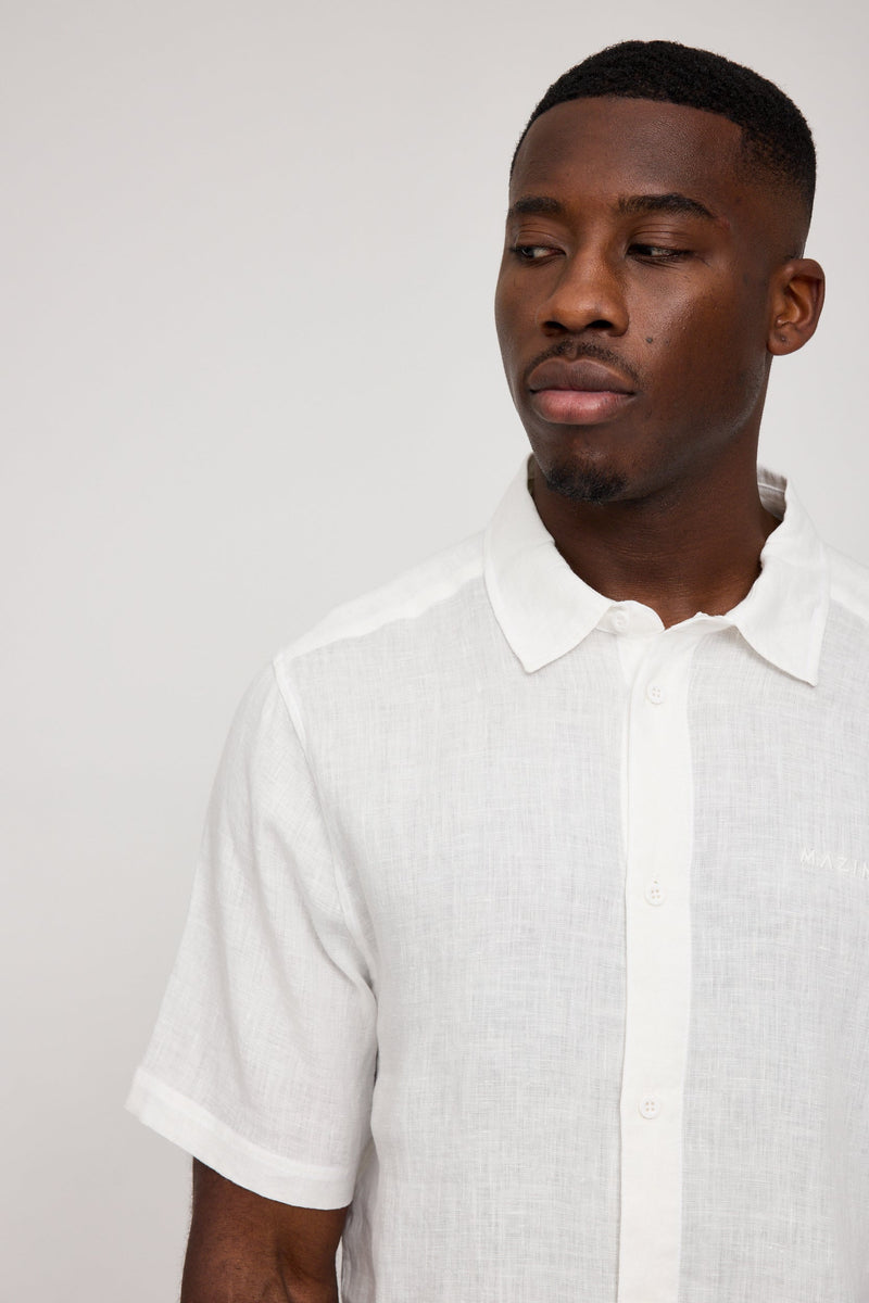 Terence ist 1,90 und trägt Größe L