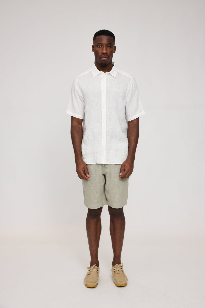 Terence ist 1,90 und trägt Größe L