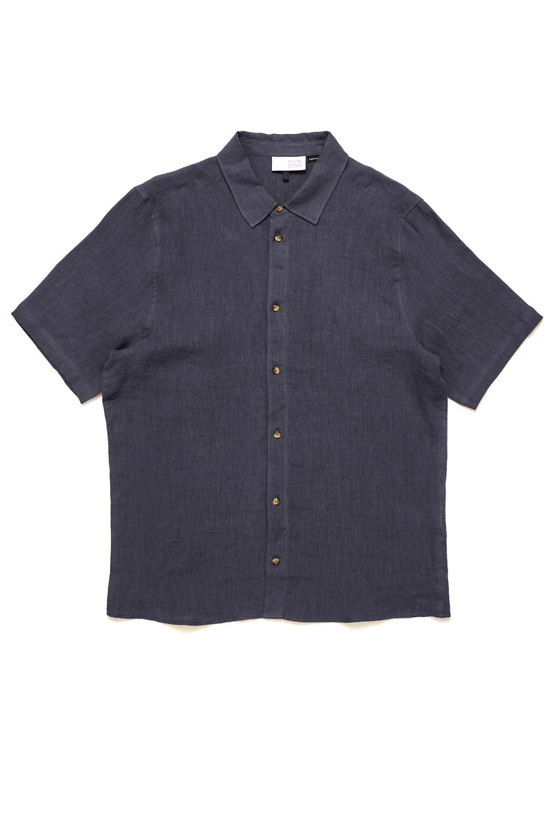 Terence ist 1,90 und trägt Größe L