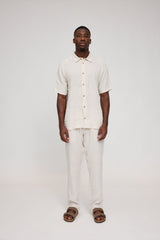 Terence ist 1,90 und trägt Größe L