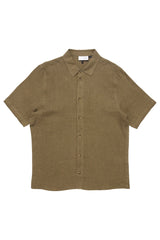 Terence ist 1,90 und trägt Größe L