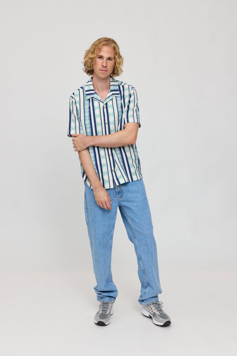 Nick ist 1,88 und trägt Größe L