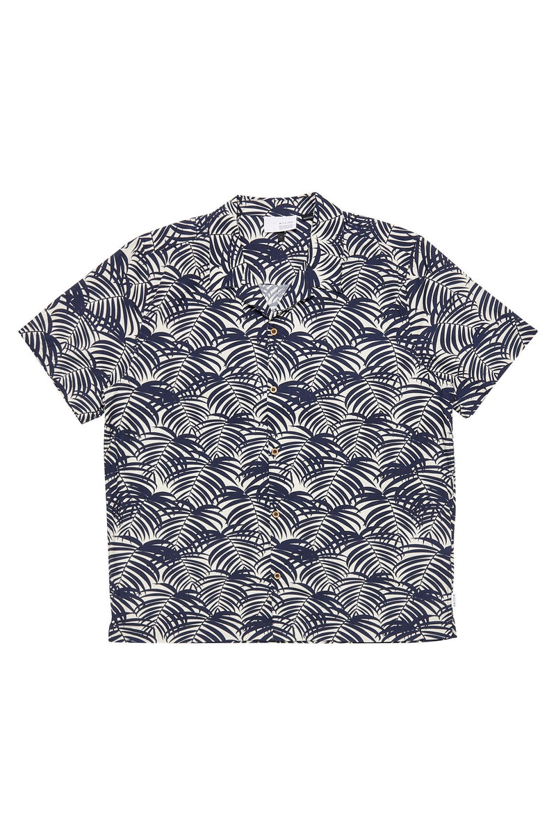 Terence ist 1,90 und trägt Größe L