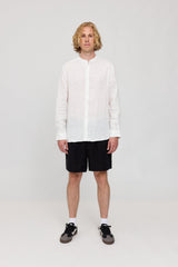 Nick ist 1,88 und trägt Größe L