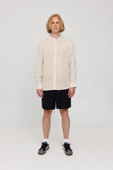 Nick ist 1,88 und trägt Größe L