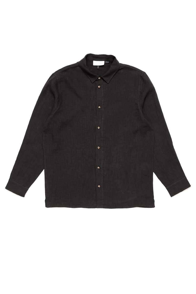 Terence ist 1,90 und trägt Größe L