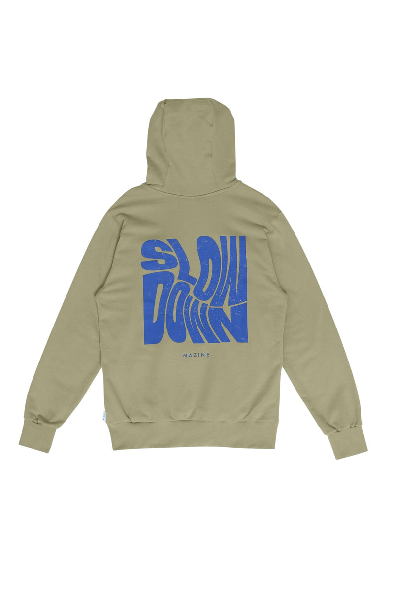 Lennox ist 1,90 und trägt Größe L