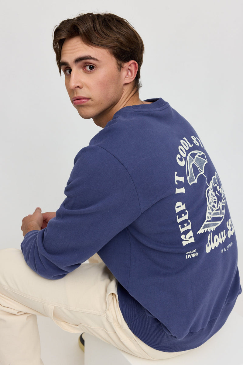 Lennox ist 1,90 und trägt Größe L