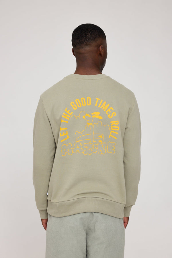 Terence ist 1,90 und trägt Größe L