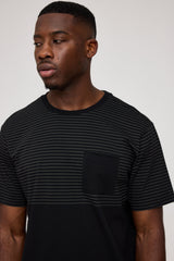 Terence ist 1,90 und trägt Größe L