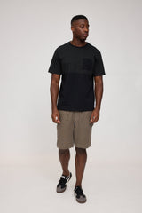 Terence ist 1,90 und trägt Größe L