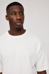 Terence ist 1,90 und trägt Größe L