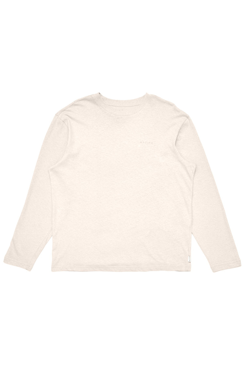 Nick ist 1,88 und trägt Größe L