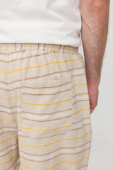 Nick ist 1,88 und trägt Größe L