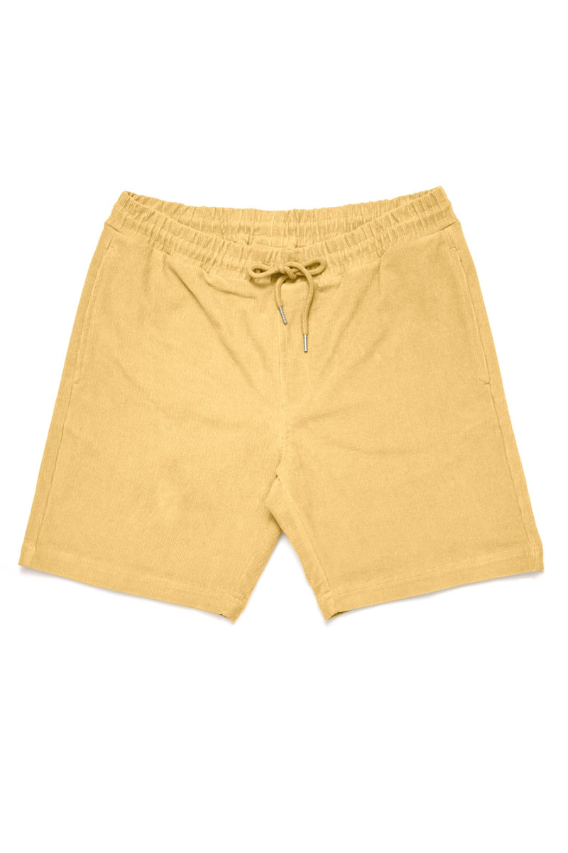 Terence ist 1,90 und trägt Größe L