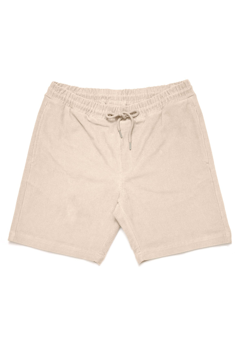 Terence ist 1,90 und trägt Größe L