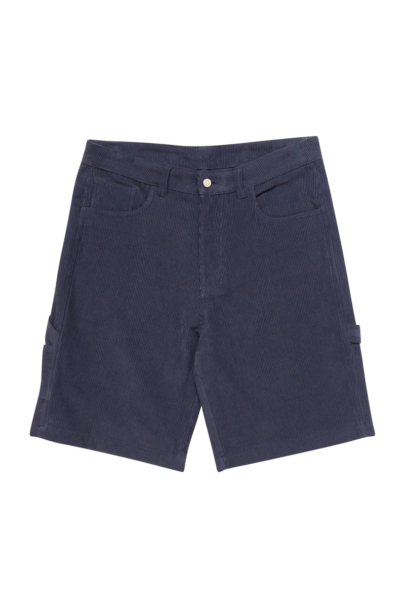 Terence ist 1,90 und trägt Größe L