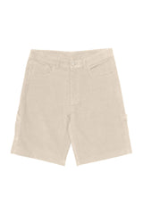 Lennox ist 1,90 und trägt Größe L