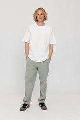 Nick ist 1,88 und trägt Größe L