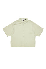 Julia ist 1,78 und trägt Größe S