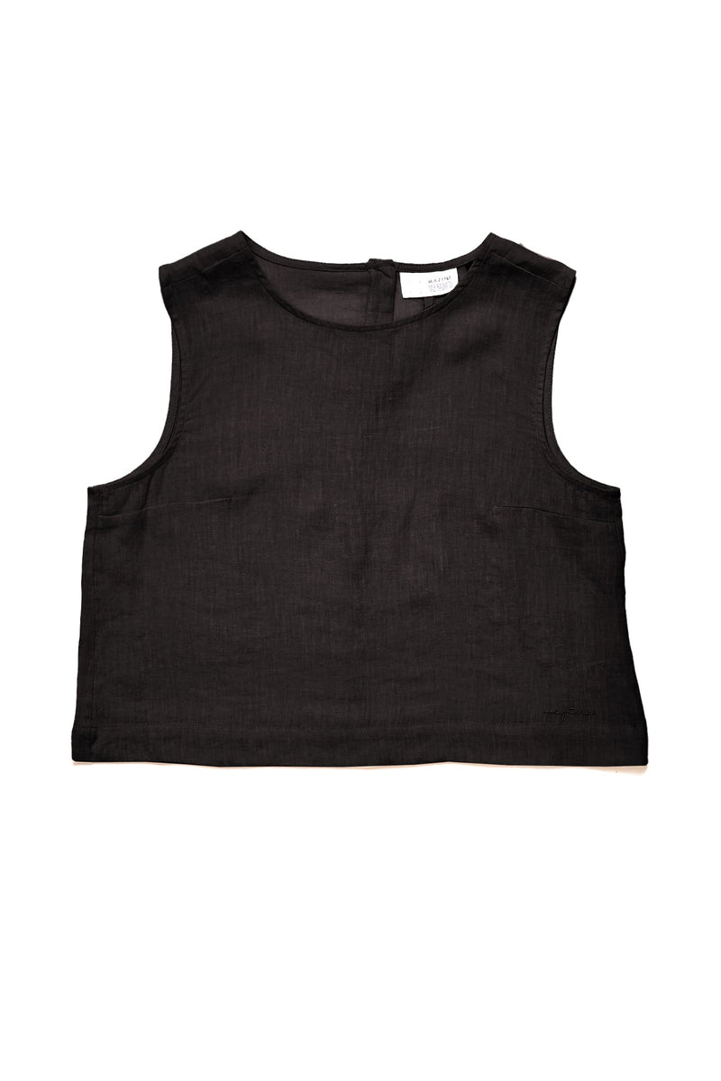 Julia ist 1,78 und trägt Größe S