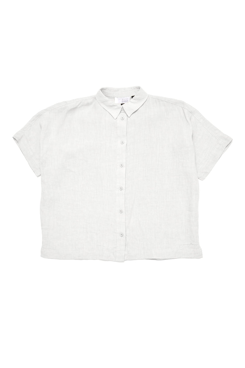 Jade ist 1,75 und trägt Größe S