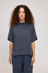 Mandy ist 1,68 und trägt Größe S