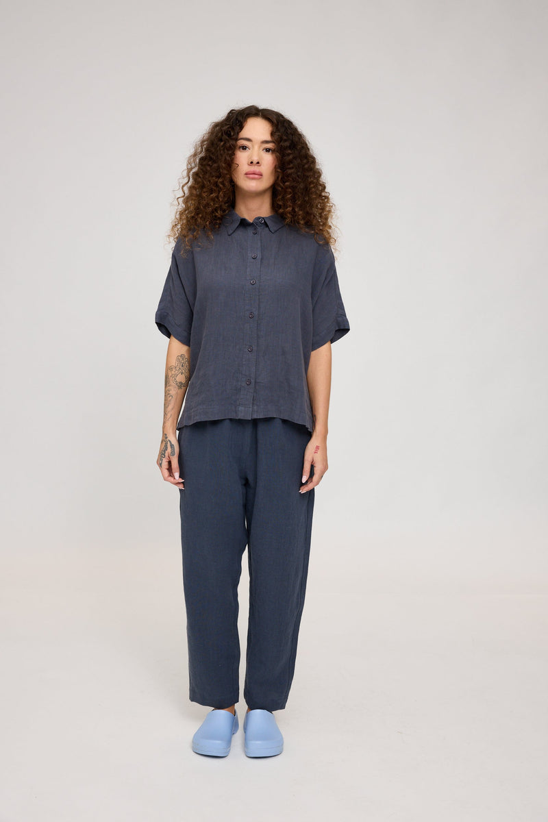 Mandy ist 1,68 und trägt Größe S