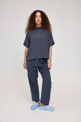 Mandy ist 1,68 und trägt Größe S