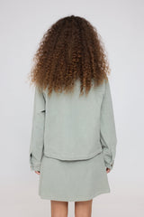 Mandy ist 1,68 und trägt Größe S