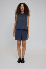 Mandy ist 1,68 und trägt Größe S