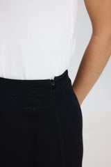 Mandy ist 1,68 und trägt Größe S