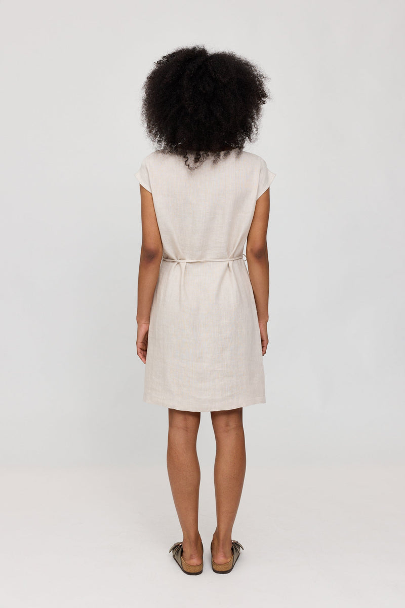 Jade ist 1,75 und trägt Größe S