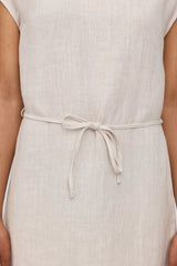 Jade ist 1,75 und trägt Größe S