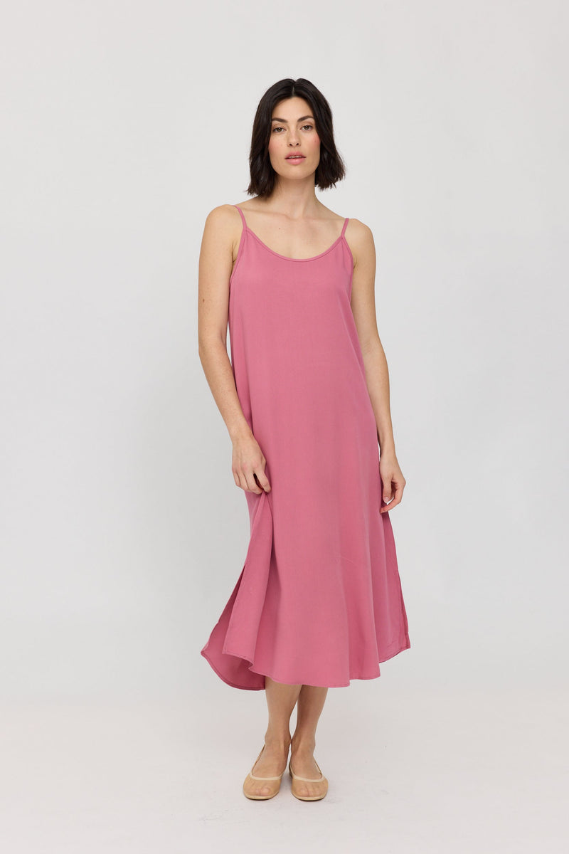 Maren ist 1,75 und trägt Größe S