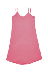 Maren ist 1,75 und trägt Größe S