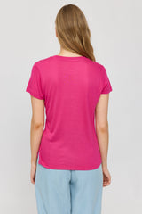 Julia ist 1,78 und trägt Größe S