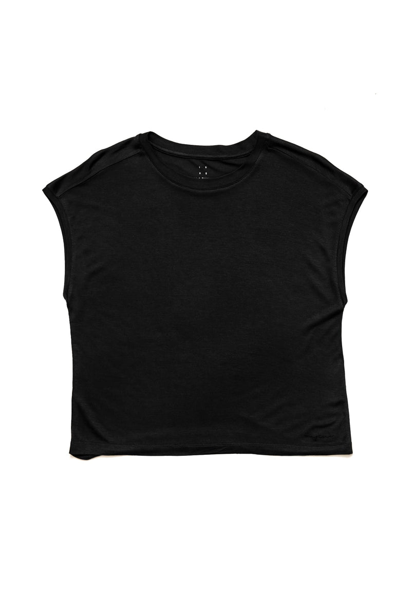 Julia ist 1,78 und trägt Größe S