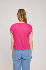 Julia ist 1,78 und trägt Größe S