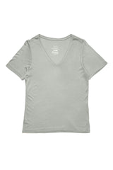 Julia ist 1,78 und trägt Größe S